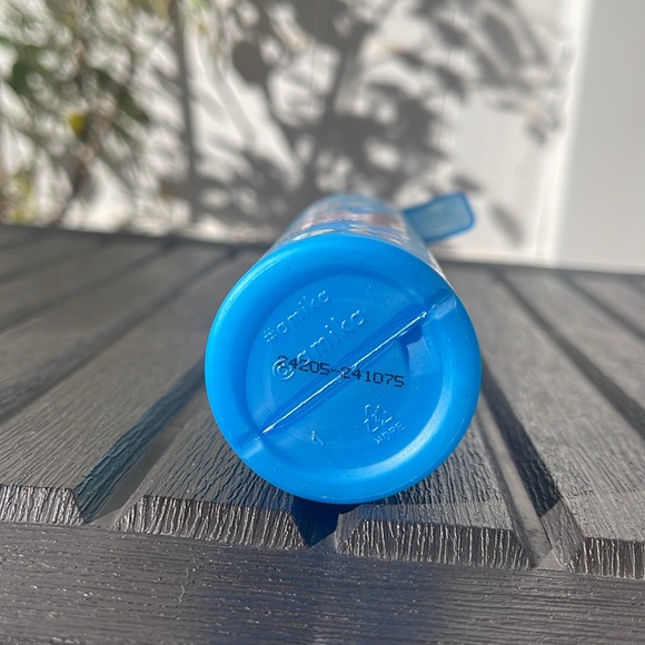 Amika - Hydro Rush Intense Moisture Leave-in Conditioner - Picture 9 of 10